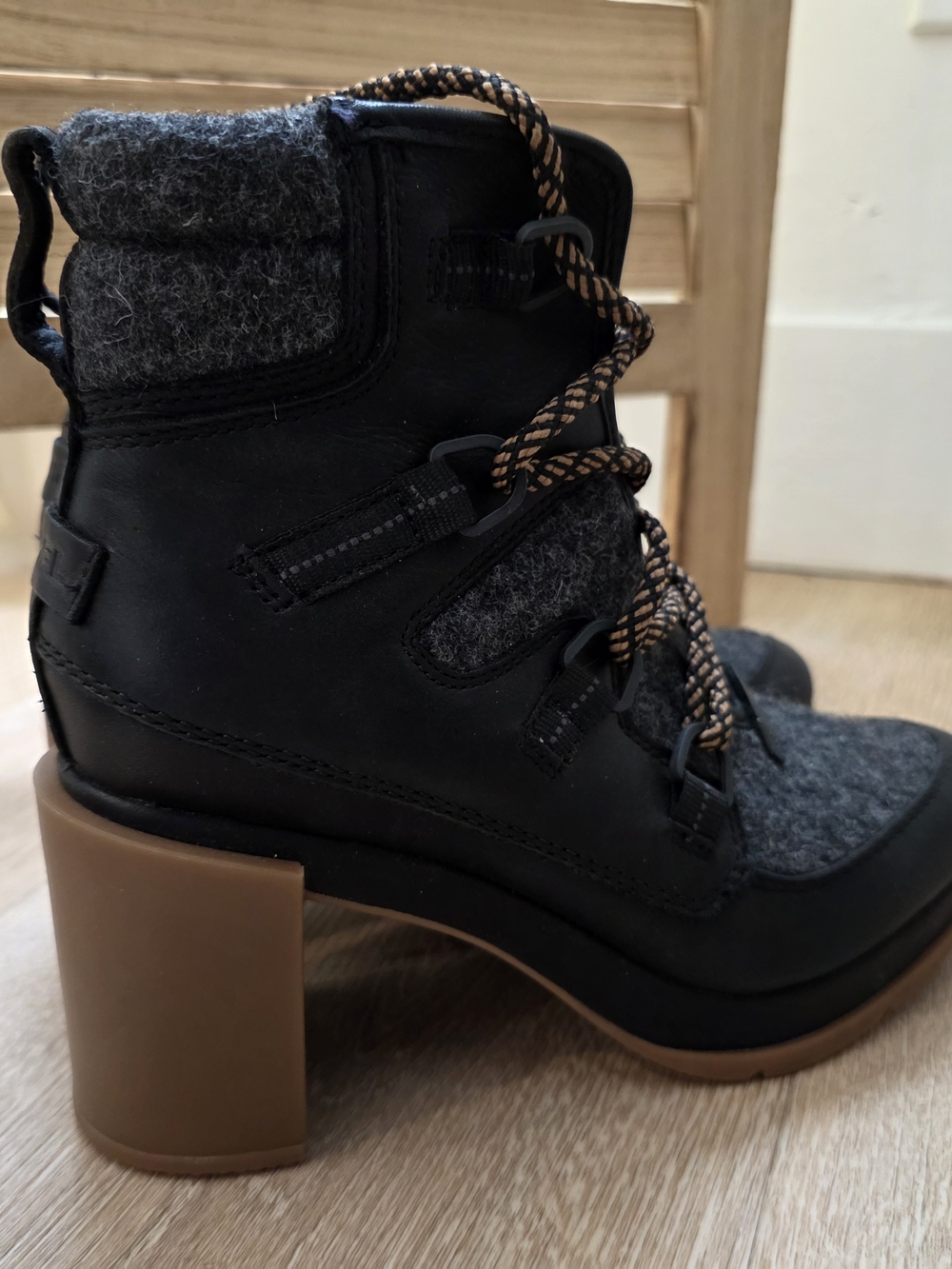 Sorel Black and Gray Heeled Lace-Up Ankle Boot